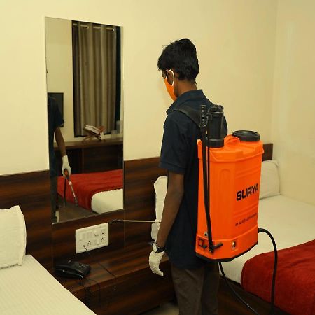 Hotel Disha Palace Shirdi Esterno foto