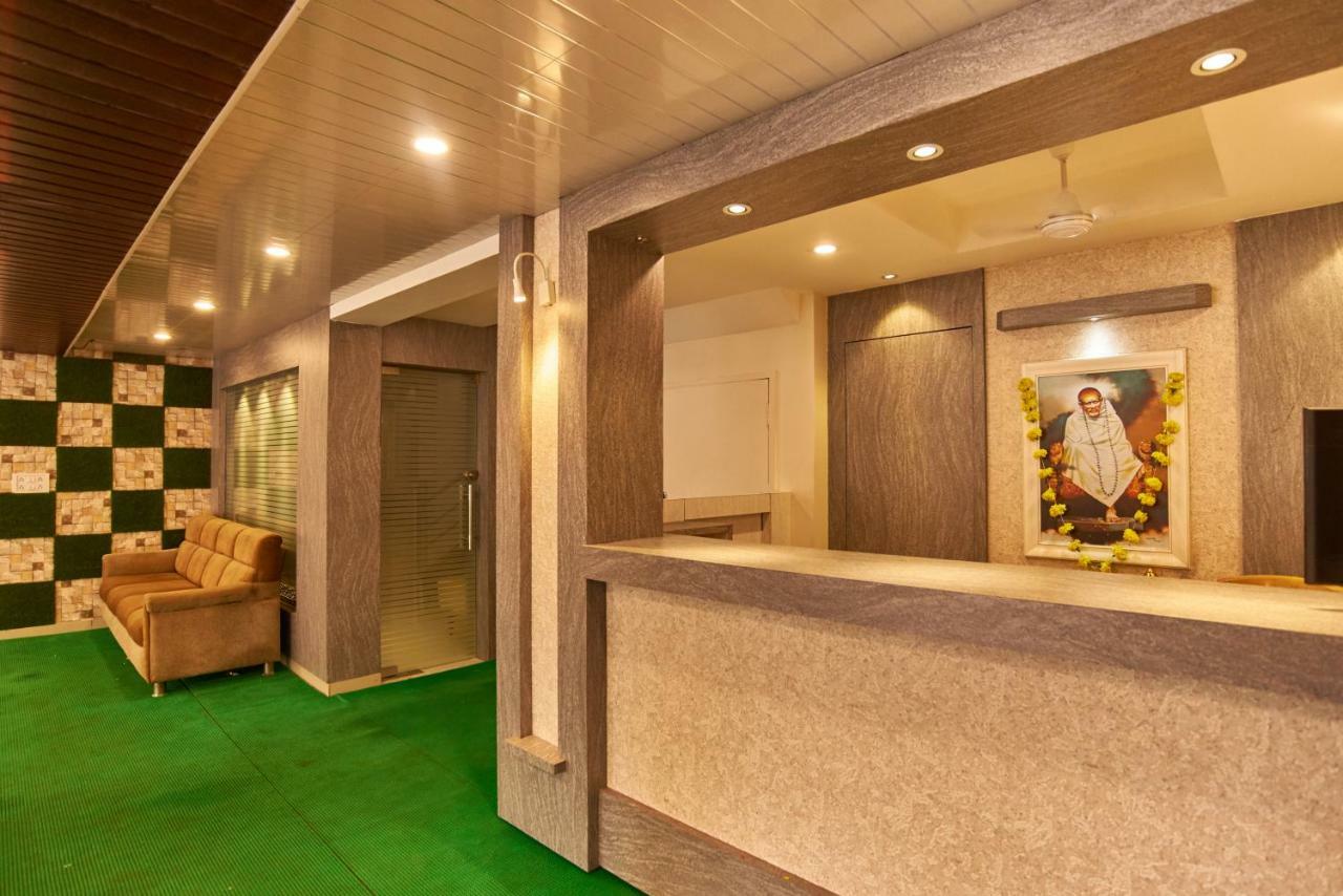 Hotel Disha Palace Shirdi Esterno foto